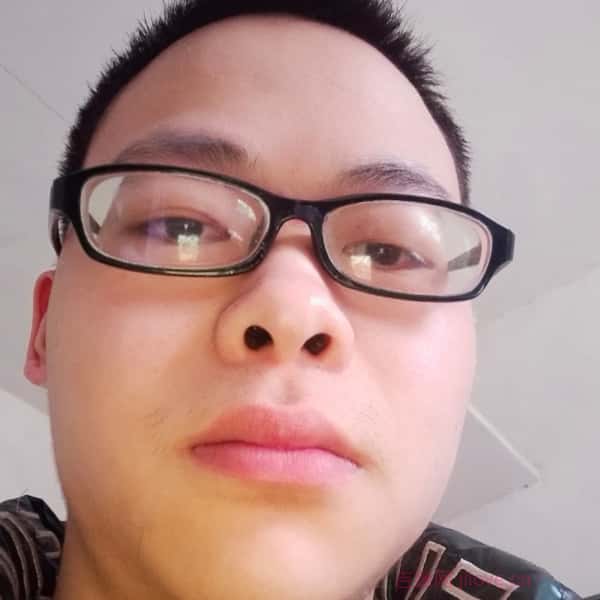 湖南28岁单身帅哥真诚找对象-吉州征婚相亲网