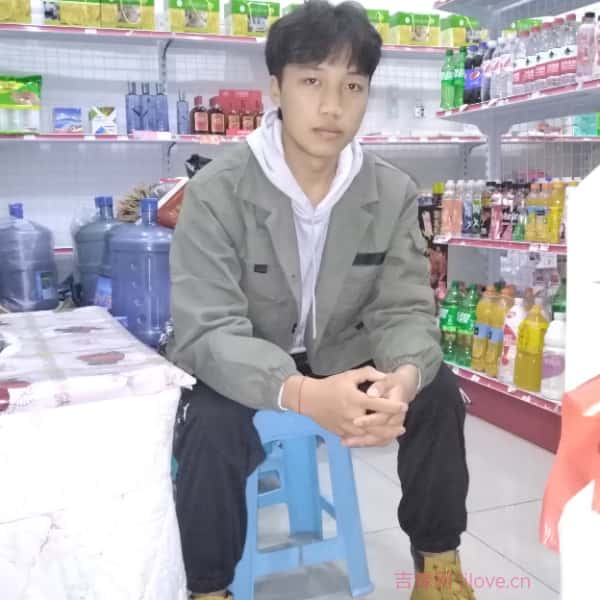 贵州22岁单身帅哥真诚找对象-吉州征婚相亲网